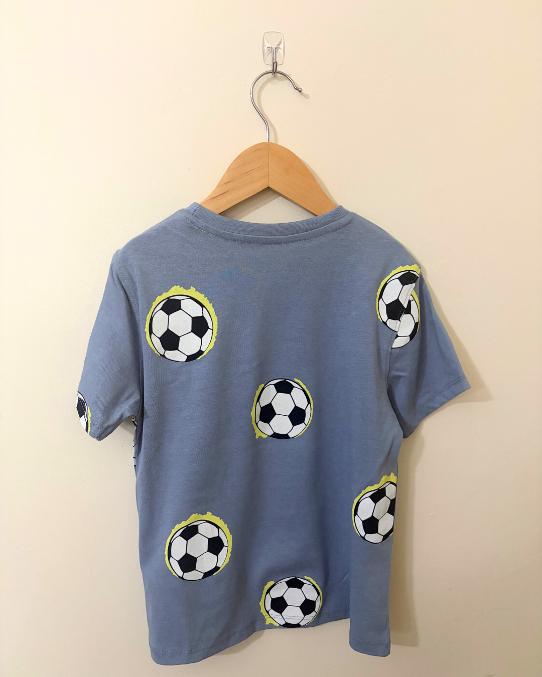 Pre Loved Boy Primark Football T-shirt